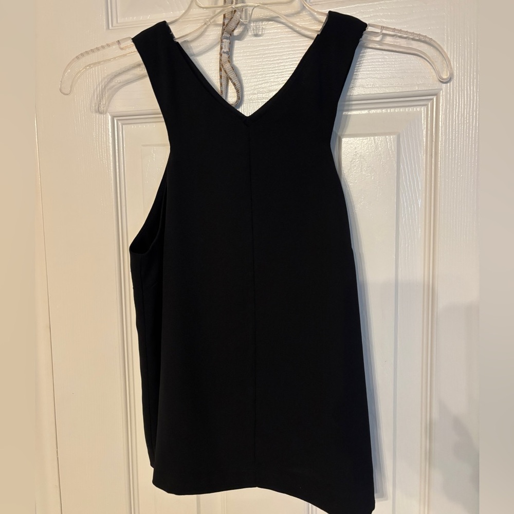 Lulu’s Black Sleeveless Open Back Top